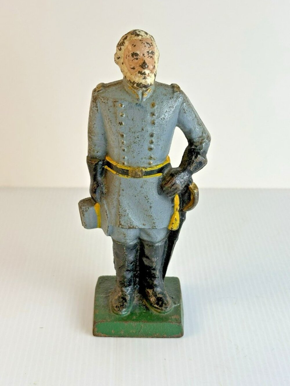 Antique Cast Iron Doorstop / Bookend Confederate Gen. Robert E. Lee